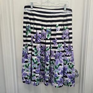 Women's Talbots striped,pleated floral skirt Sz 8, pre-owned in good condition
